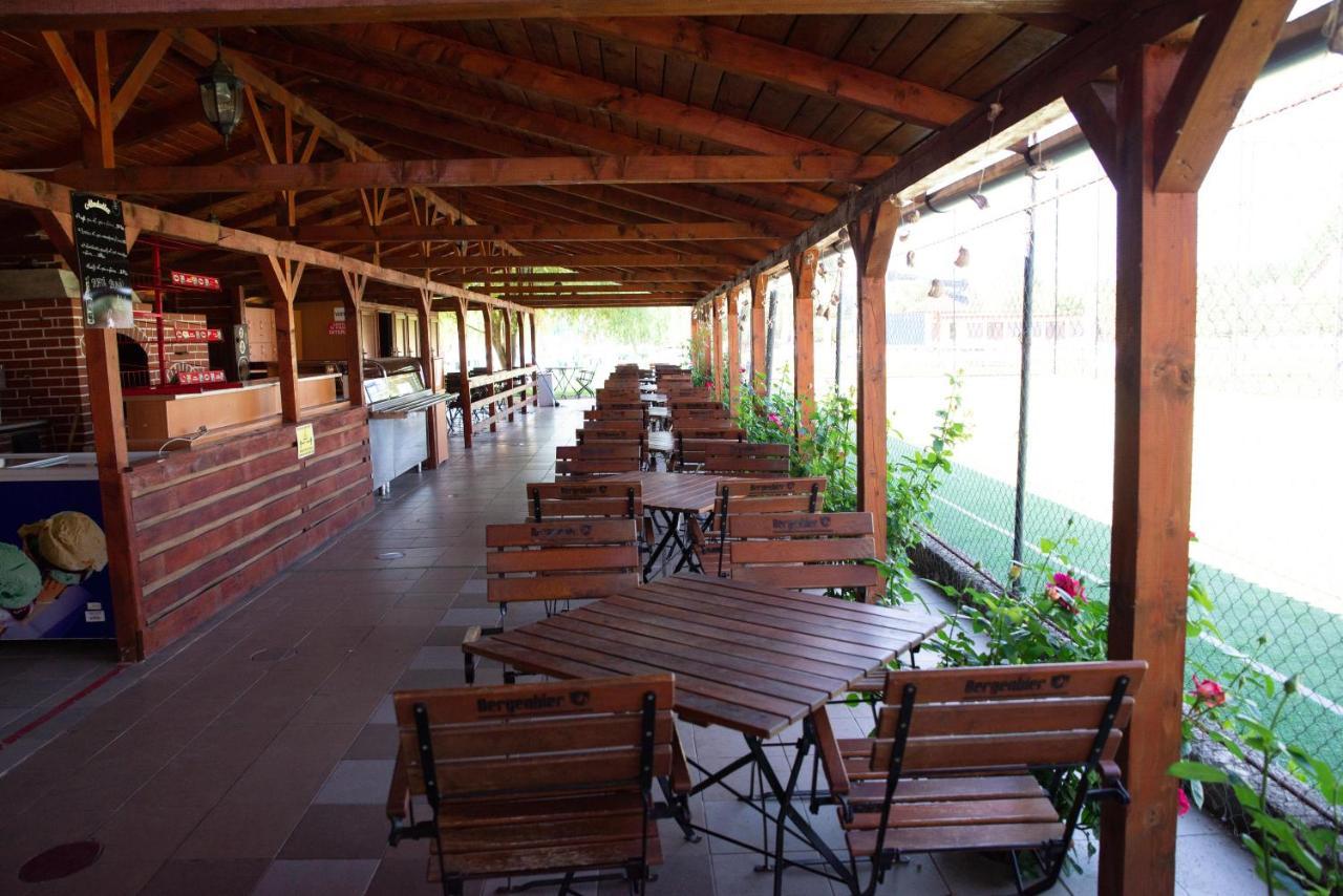 Motel Moara Veche Sacalaseni Exterior photo